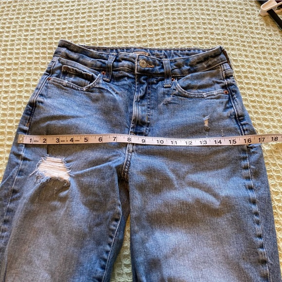 Old Navy Women's High-Waisted OG Straight Ripped Jeans Size 2 - Picture 11 of 15